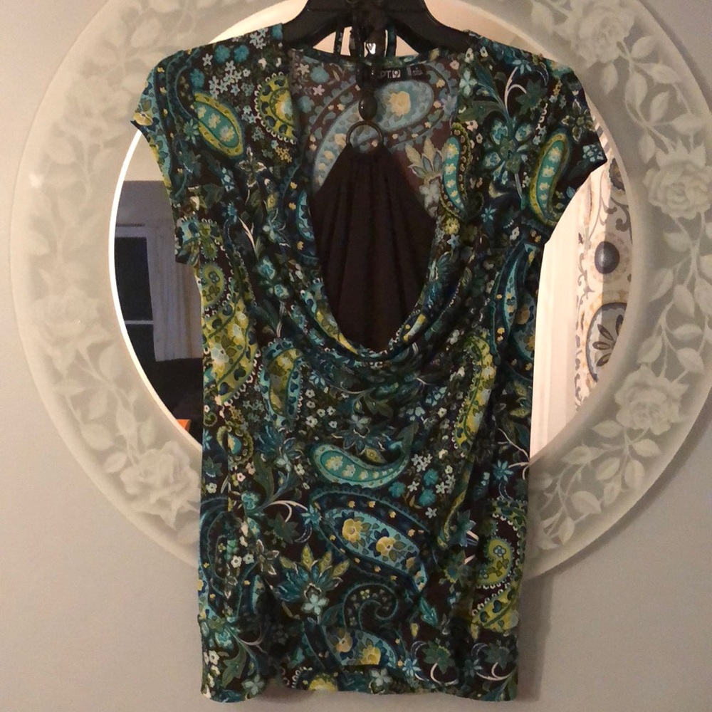 Pretty brown and real top by Apt. 9